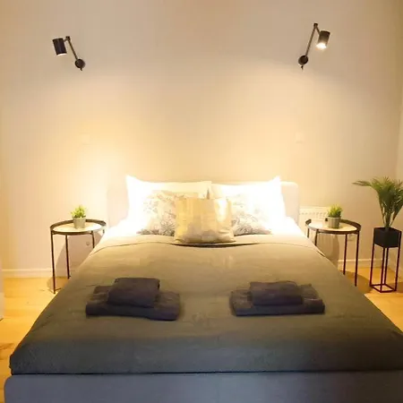 Two Bedroom Charismatic In The Old Town * Riga