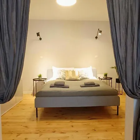 Apartment Two Bedroom Charismatic In The Old Town