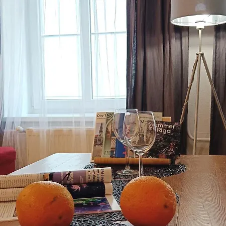 Two Bedroom Charismatic In The Old Town Apartment